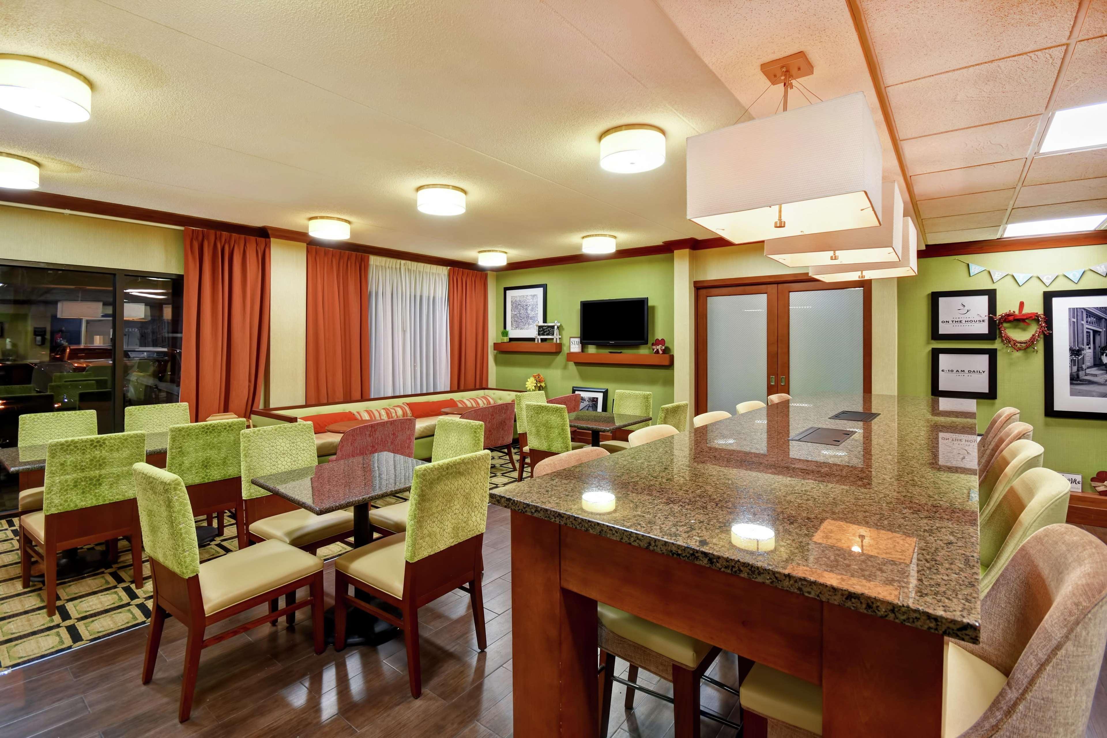 מרלינד הייטס Hampton Inn St. Louis - Westport מראה חיצוני תמונה